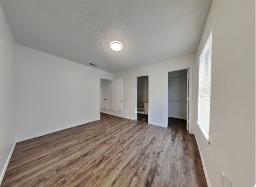 2 bed 2 Bath Unit in Lubbock, TX-9