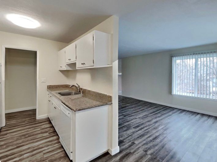 2 Bed 2 Bath Unit in Oakland, CA-13