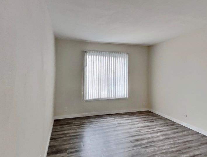 2 Bed 2 Bath Unit in Oakland, CA-8