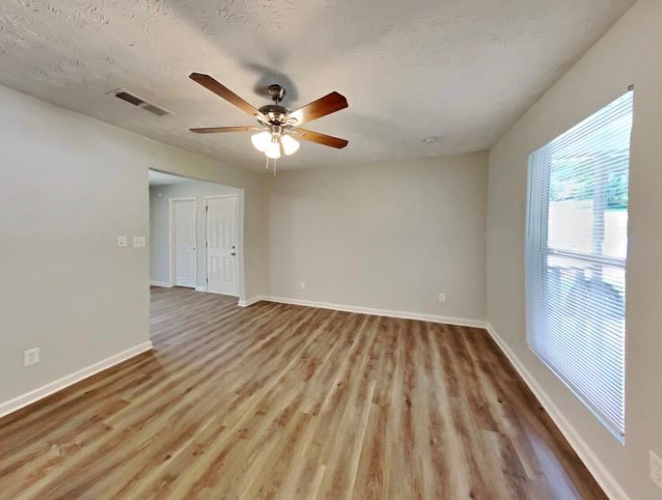 3 Bed 2 Bath Unit in Douglasville, GA-15