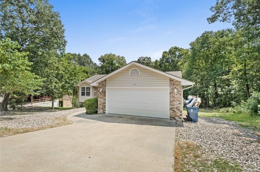 3 Bed 2 Bath Unit in Bella Vista, AR-3