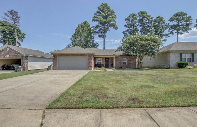 4 Bed 2 Bath Unit in Jacksonville, AR-1